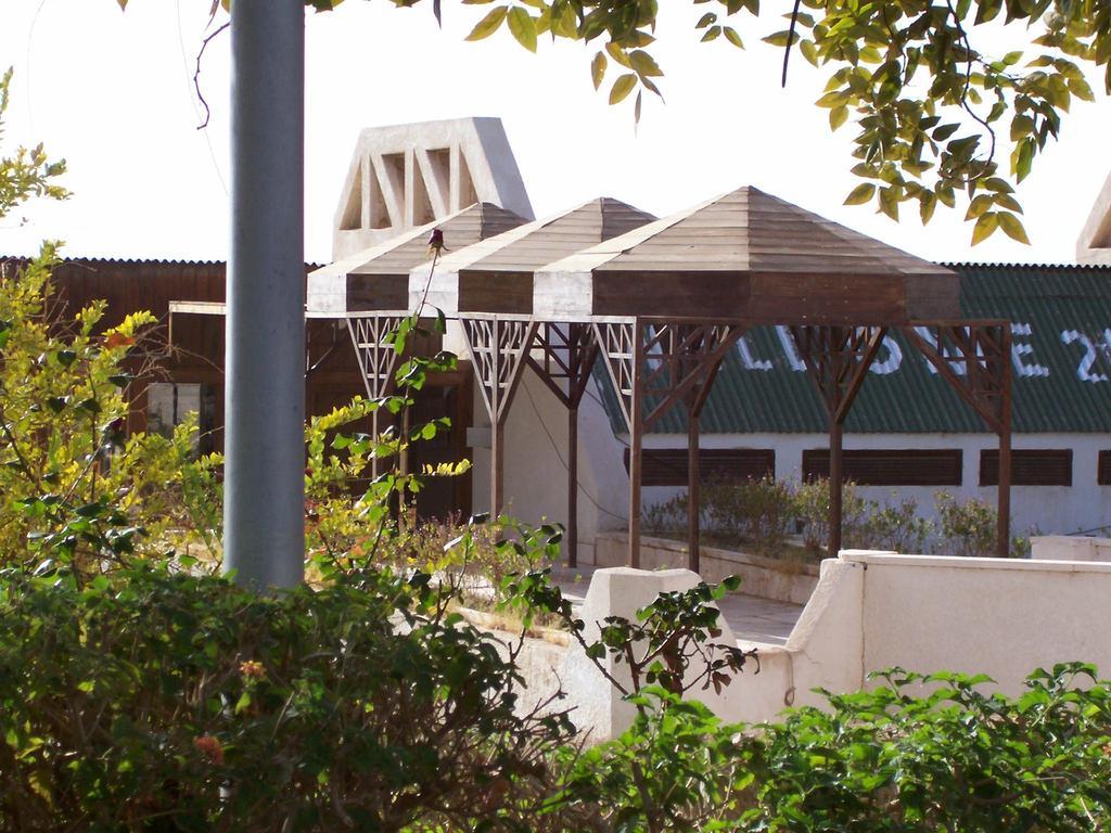 Nefertari Hotel Abu Simble Абу Симбел Екстериор снимка