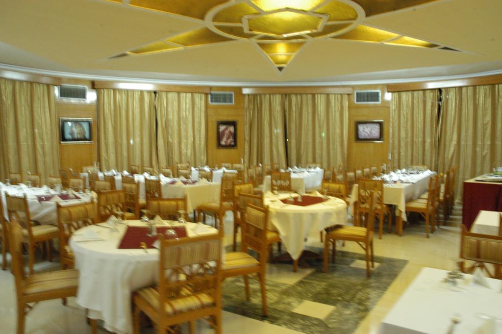 Nefertari Hotel Abu Simble Абу Симбел Екстериор снимка