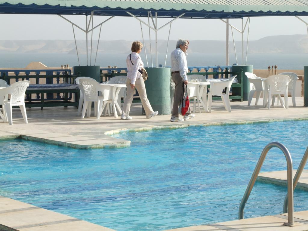 Nefertari Hotel Abu Simble Абу Симбел Екстериор снимка