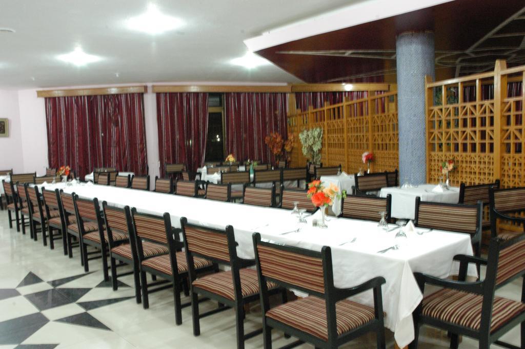 Nefertari Hotel Abu Simble Абу Симбел Екстериор снимка